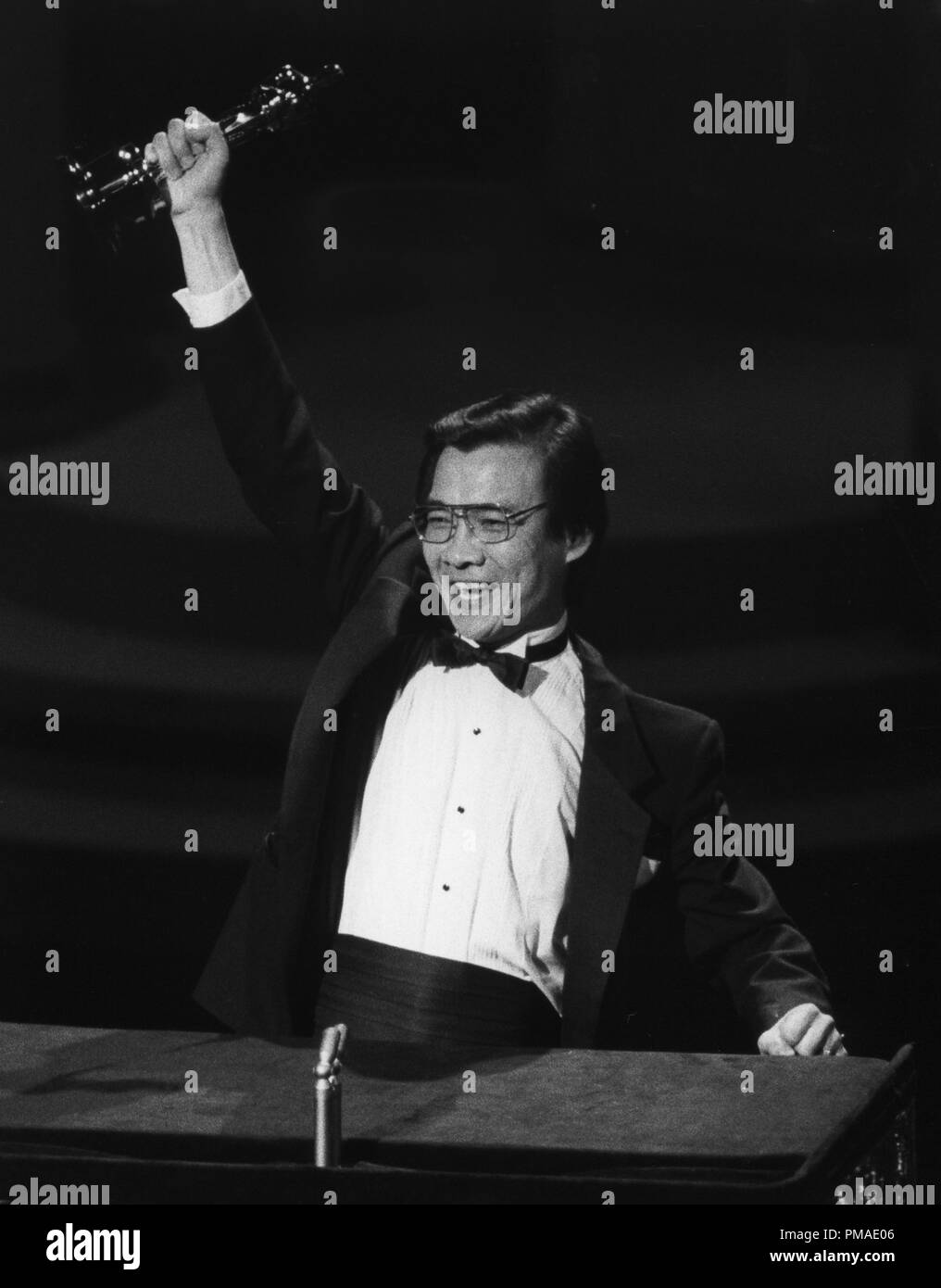 S. Haing Ngor al 57th annuale di Academy Awards, 1985 Riferimento File # 32509 464 THA Foto Stock