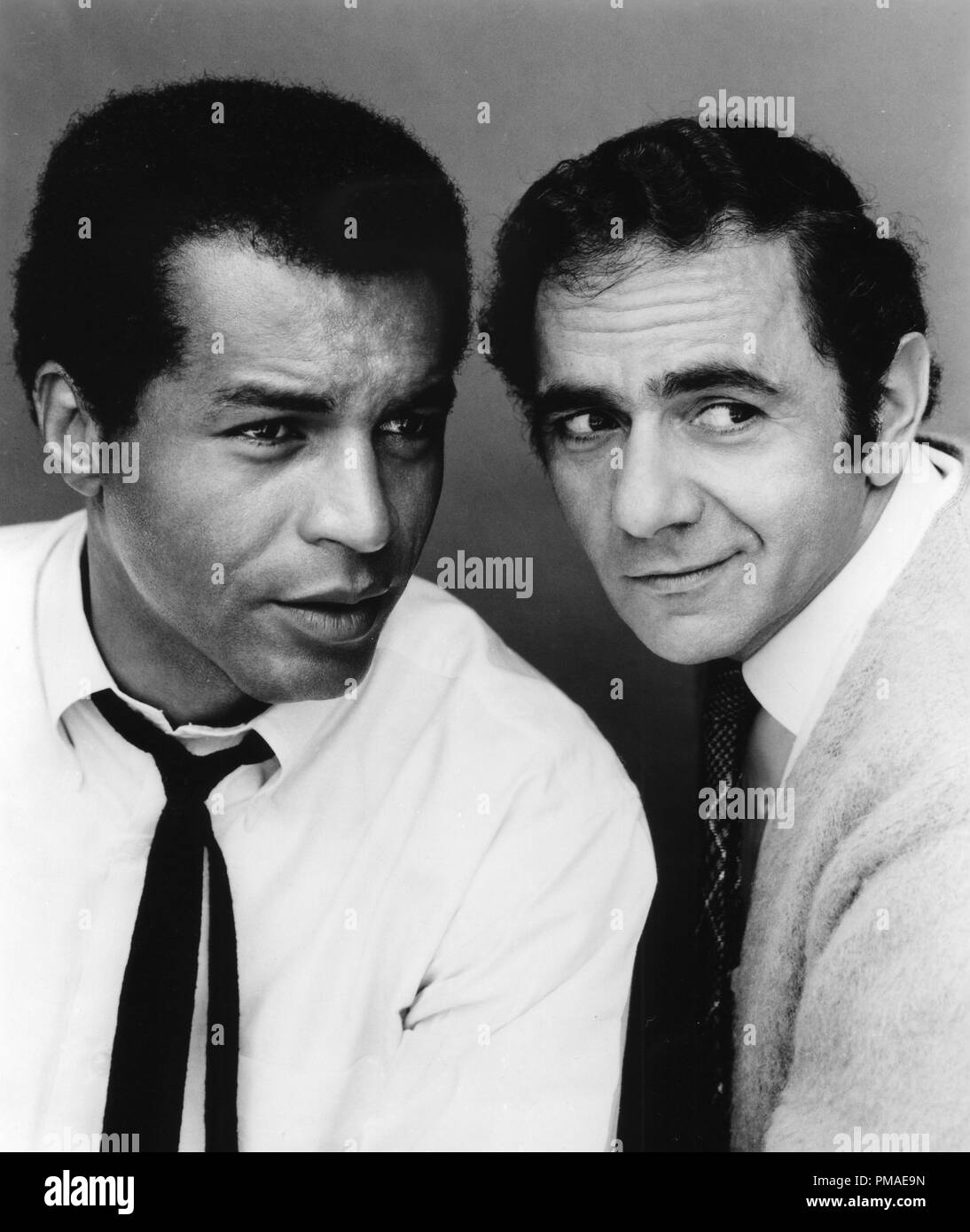 Lloyd Haynes, Michael Costantino, 'camera 222', circa 1968 Riferimento File # 32509 701THA Foto Stock