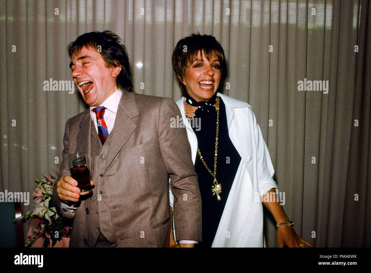 Dudley Moore e Liza Minnelli citrca 1988 © CCR /Hollywood Archivio - Tutti i diritti riservati Riferimento File # 32633 034CCR Foto Stock