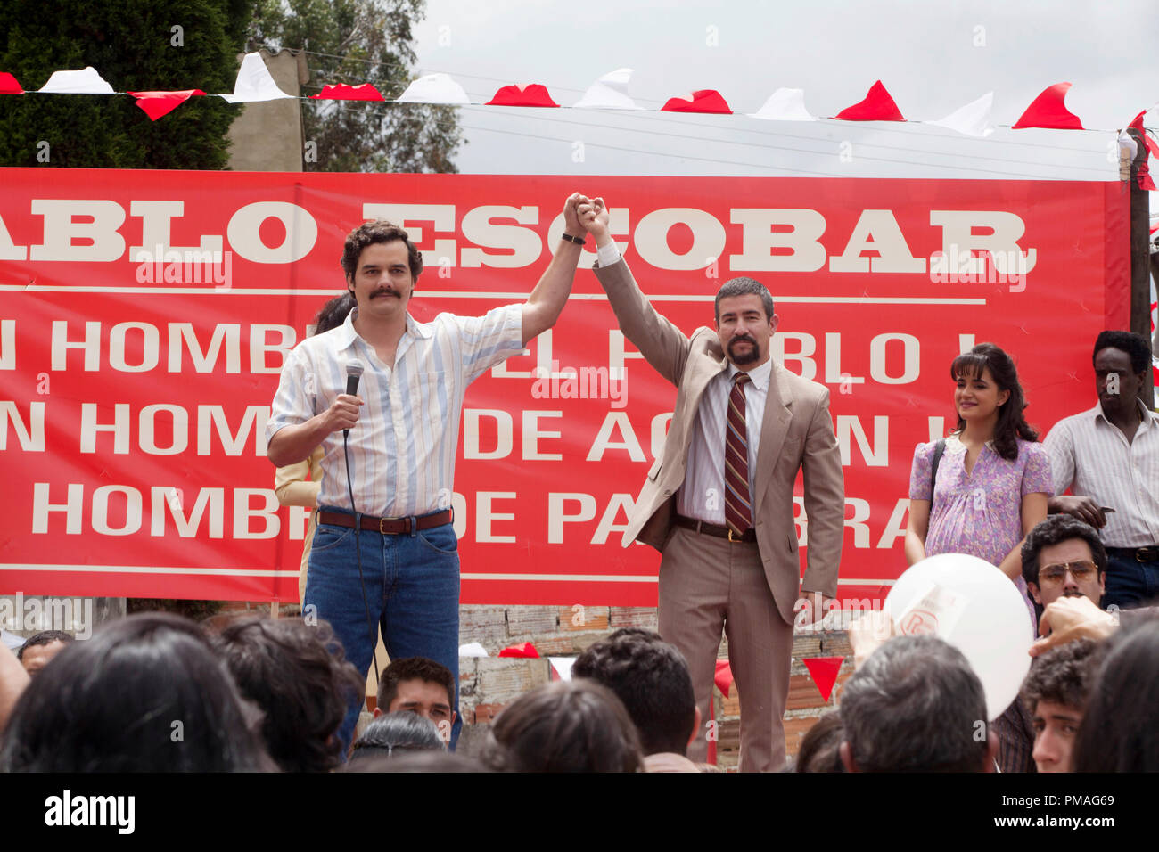 WAGNER MOURA, JULIAN BUSTAMANTE e PAULINA GAITAN (destra) stella in Narcan. Foto Stock