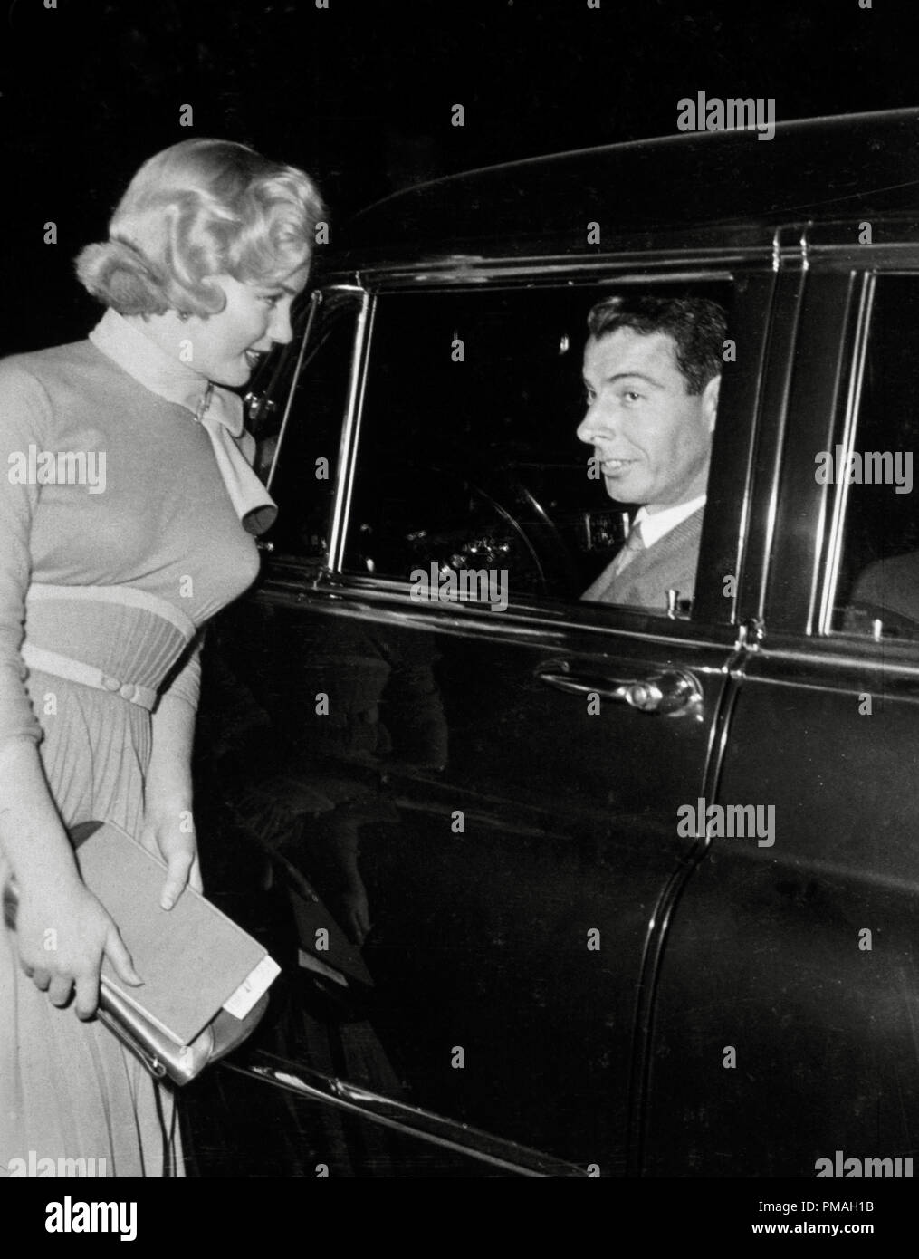 Pubblicità foto di Marilyn Monroe e Joe DiMaggio, circa 1952 Riferimento File # 32733_368THA Foto Stock