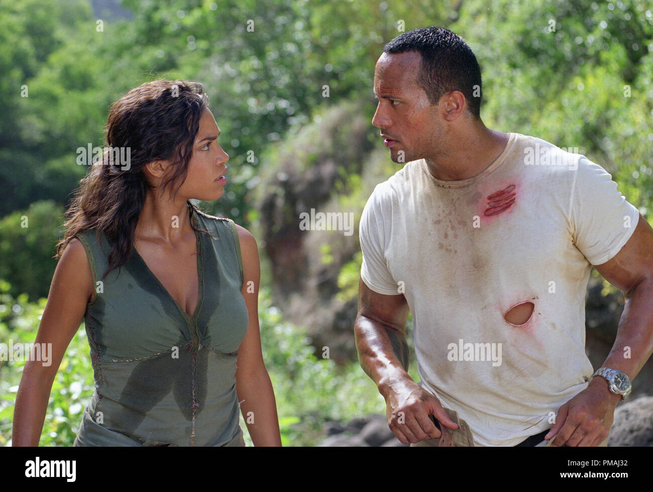 Locale (mariana rosario dawson) aids Beck (The Rock) nella sua trek per battere Hatcher in azione-avventura la fatiscente. 2003 Foto Stock