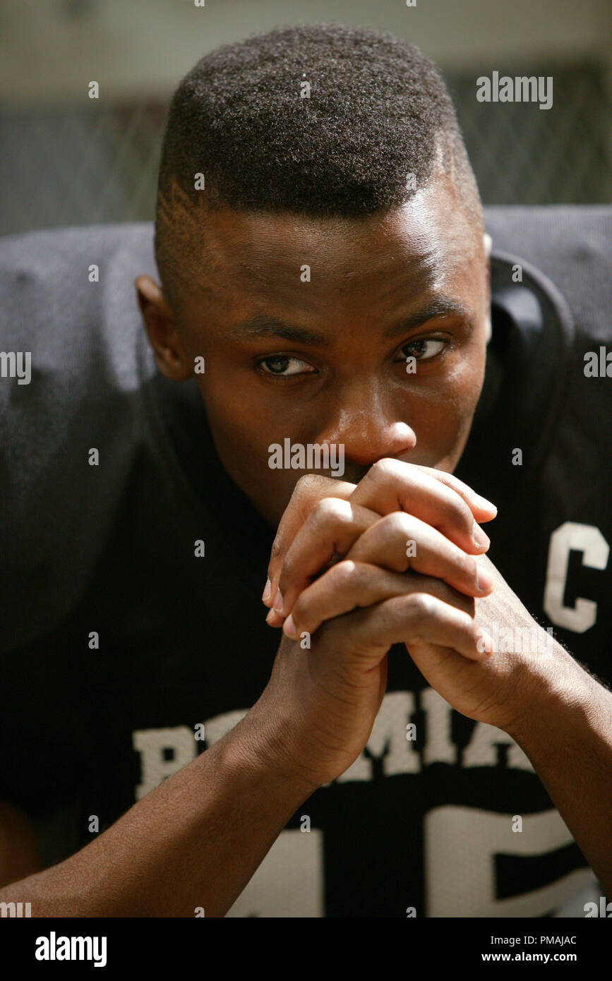 DEREK LUKE come running back Boobie miglia in Imagine Entertainment di adattamento di H.G. Bissinger vincitrice di un premio, libro Venerdì notte le luci. (2004) Foto Stock