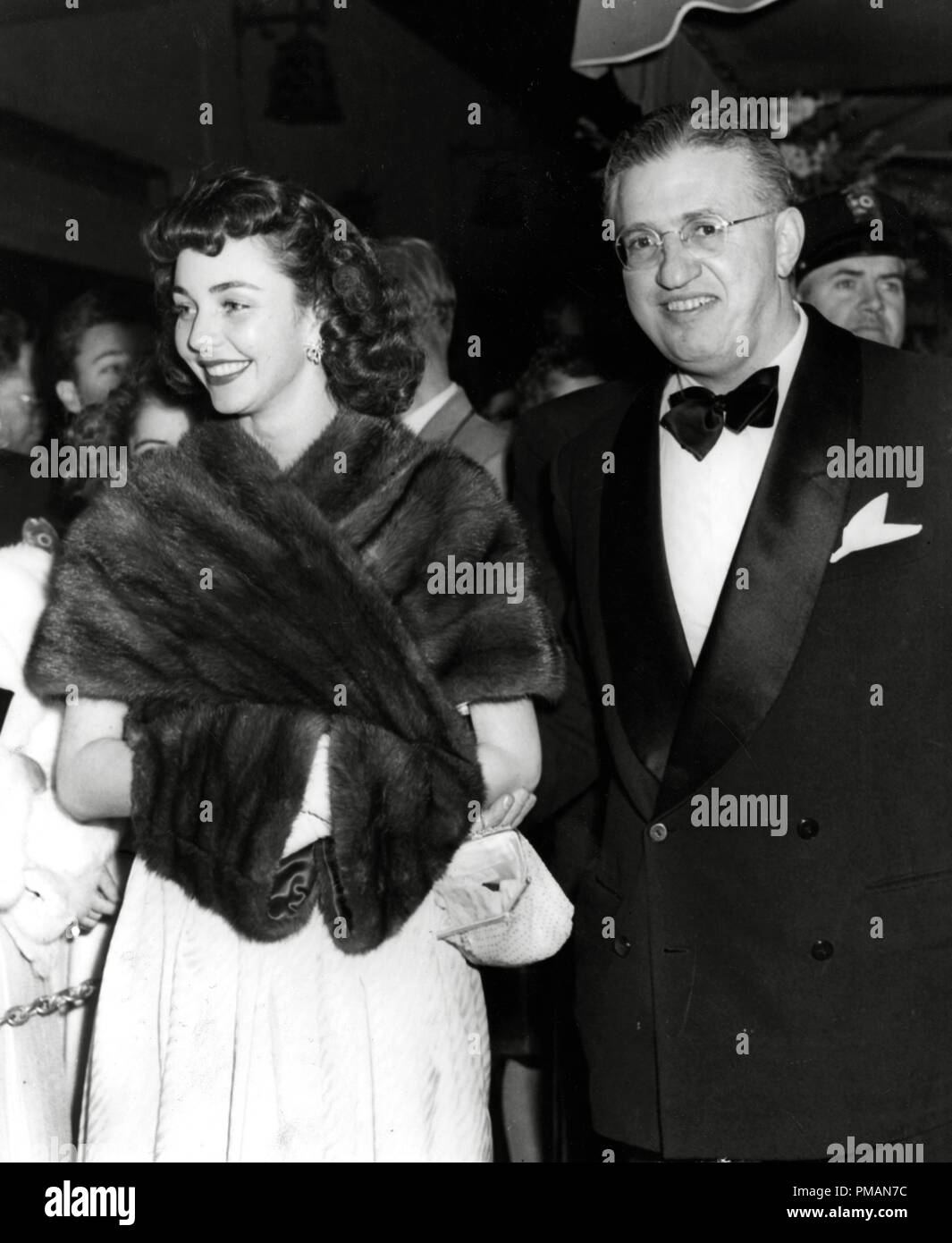 Film Still/Publicity of 'Duel in the Sun' (Movie Premiere) Jennifer Jones, David O. Selznick, 1946 - No Release - solo per uso editoriale. Riferimento file # 33505_387THA Foto Stock