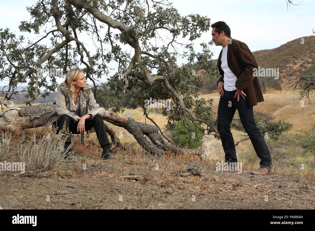 Il ponte - 'Jubilex' - Episodio 13 (arie; Mercoledì, 1 ottobre, 10:00 pm e/p) nell'immagine: (L-R) Diane Kruger come Sonya Cross, Demian Bichir come Marco Ruiz. CR: Byron Cohen/FX Network Foto Stock