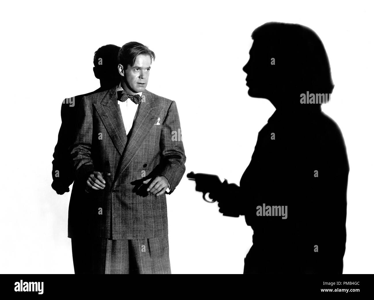 Dan Duryea, Lizabeth Scott, "troppo tardi per lacrime" (1949) United Artists Riferimento File # 33371 161THA Foto Stock