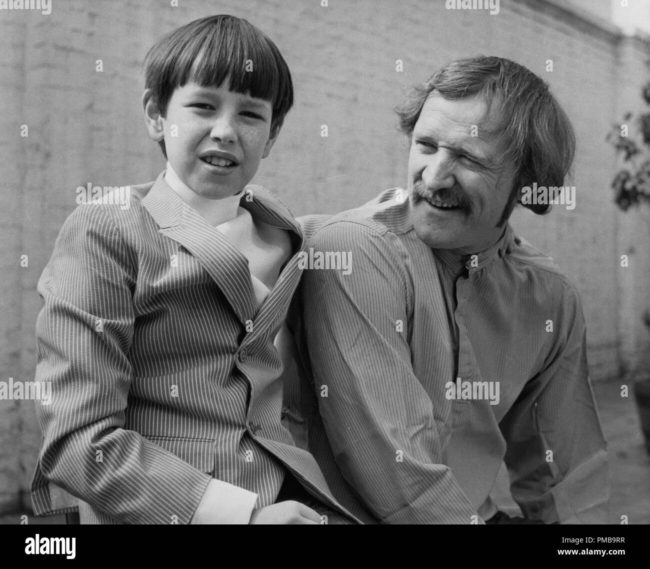 Richard Harris con il suo figlio di 9 anni, Damiano, 1968 Riferimento File # 32557 954 THA Foto Stock