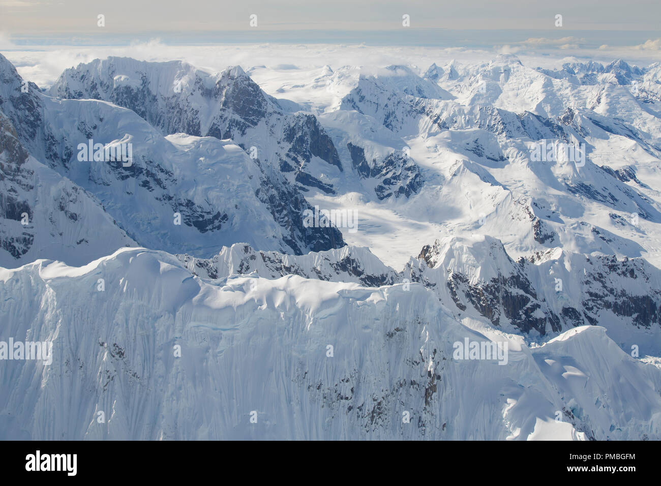 Volo di antenna su Mt Denali, Parco Nazionale di Denali, Alaska. Foto Stock