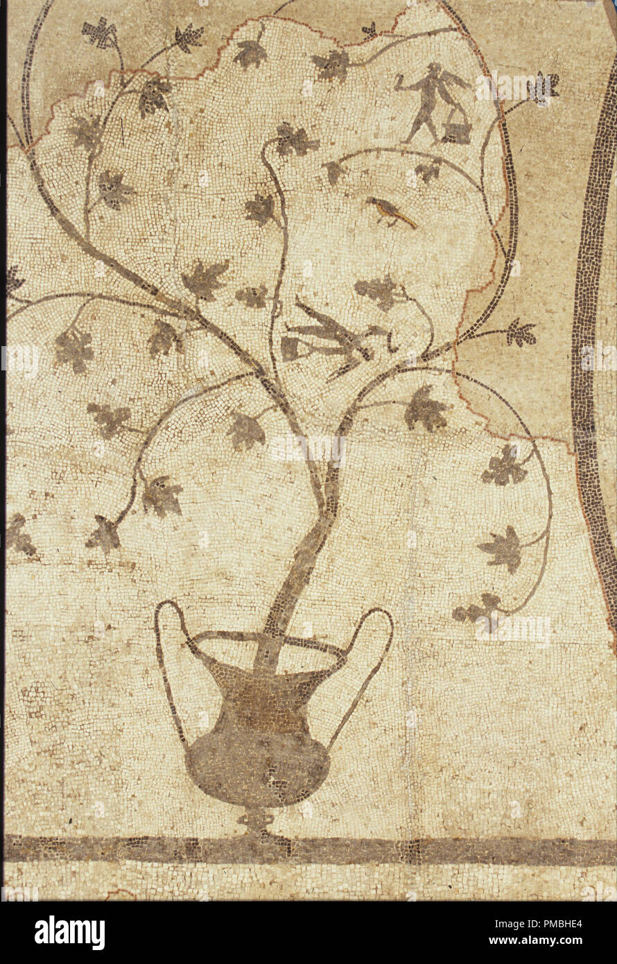 Mosaico. Data/Periodo: romano del II secolo D.C. Tessere in Pietra. Altezza: 264 mm (10.39 in); larghezza: 288 mm (11,33 in). Autore: Sconosciuto. Foto Stock