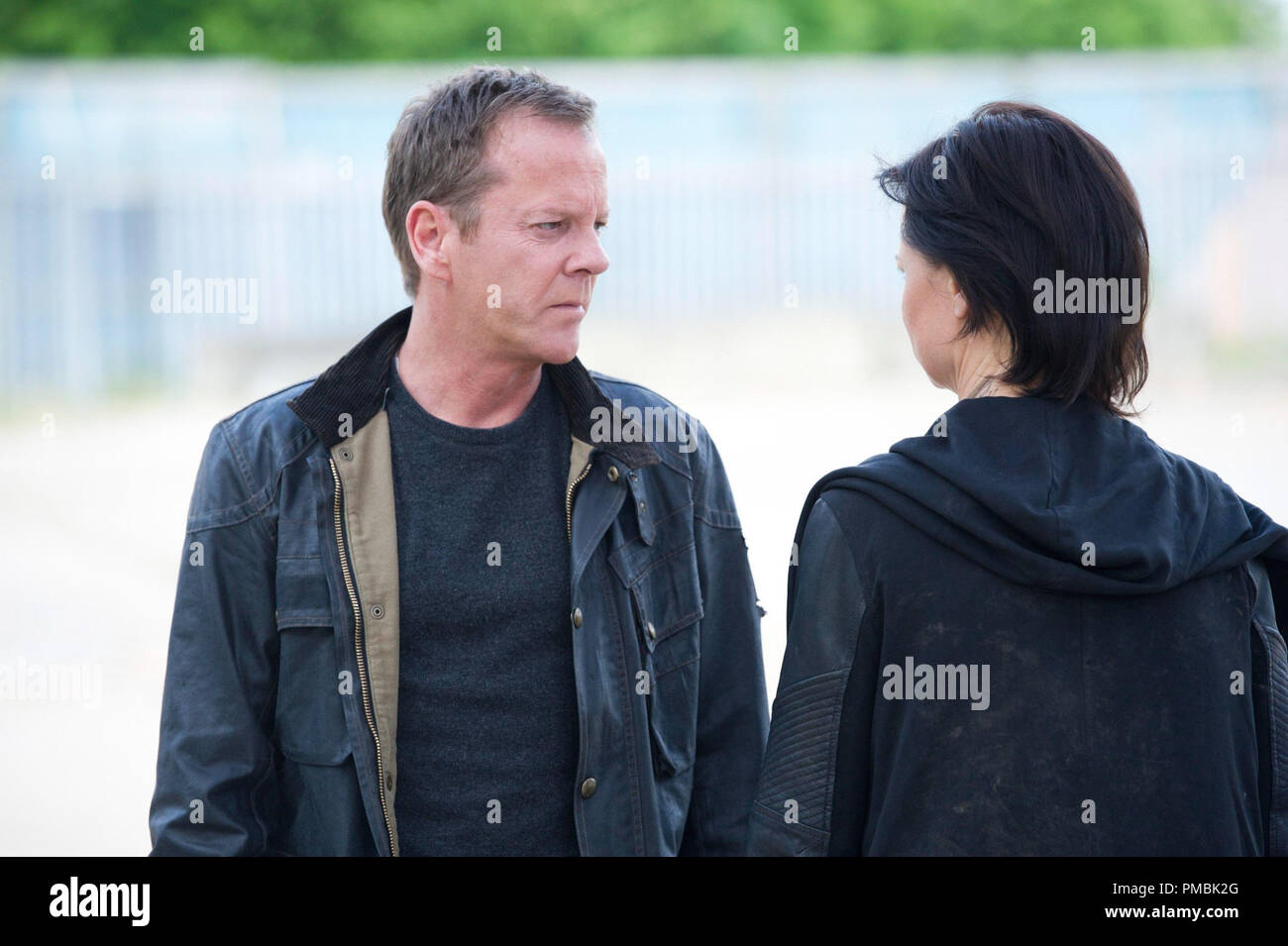 24: VIVERE UN ALTRO GIORNO: Jack (Kiefer Sutherland, L) rende impensabile una decisione Foto Stock