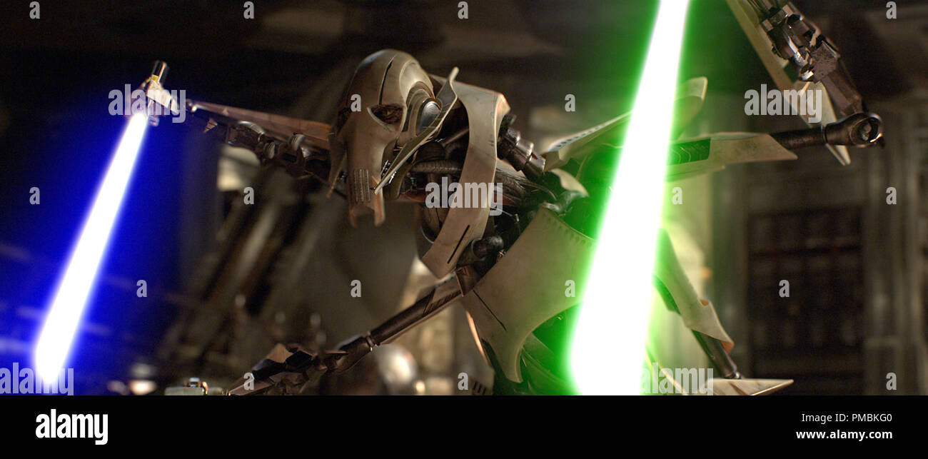Generale Grievous, parte alien e parte macchina, è il capo militare dell'esercito separatista. Egli è anche conosciuto come un killer Jedi in Star Wars: Episodio III - La vendetta dei Sith. TM e © 2005 Lucasfilm Ltd. Tutti i diritti riservati. Foto Stock