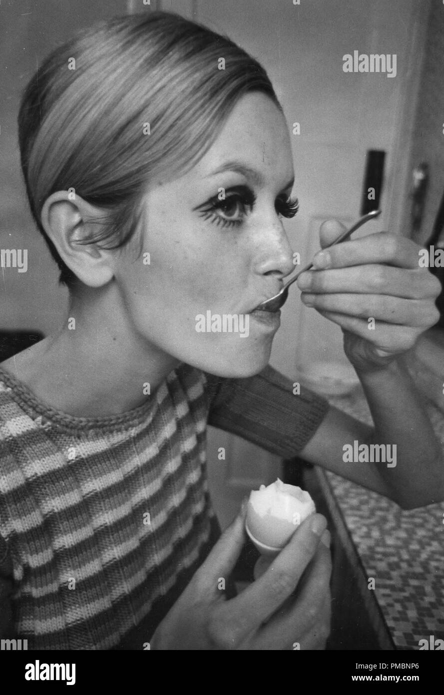Twiggy, 1967 © CCR /Hollywood Archivio - Tutti i diritti riservati Riferimento File # 32603 010THA Foto Stock