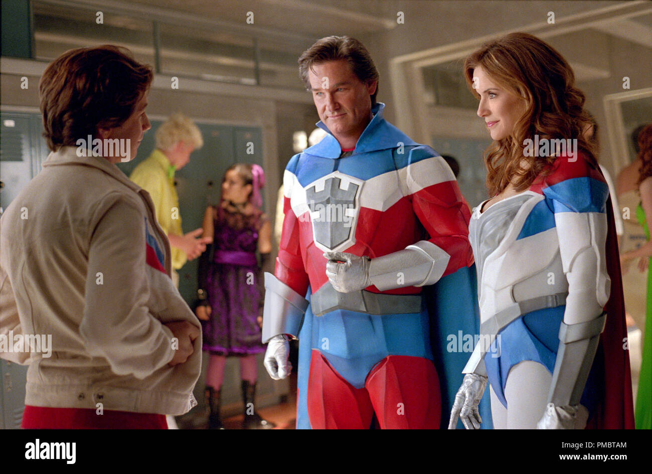 (Da sinistra a destra) Michael Angarano, Nicholas Braun, Kelly Vitz, Kurt Russell, Kelly Preston. 'Sky alta' (2005) Foto Stock