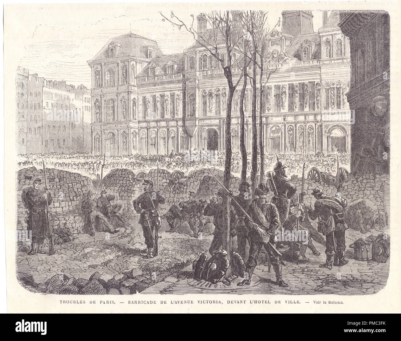 Troubles de Paris. Barricade de l'avenue Victoria, devant l'Hôtel de Ville Foto Stock
