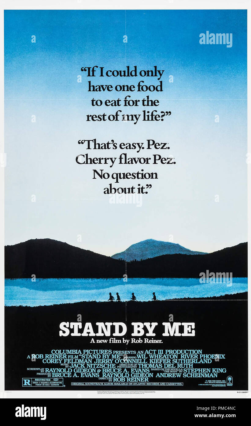 Wil Wheaton, River Phoenix, in Stand By Me (Columbia, 1986). Poster di riferimento file # 33595 894THA Foto Stock
