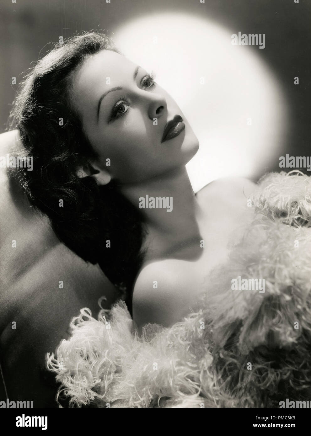 Hedy Lamarr, in 'Il corpo celeste" (MGM, 1943). Foto di Laszlo Willinger Riferimento File # 33635 133THA Foto Stock