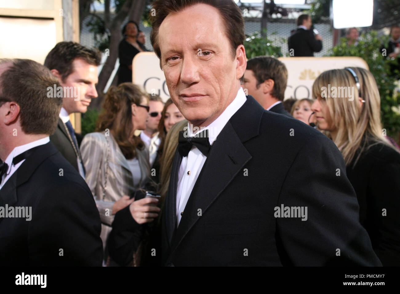 Hollywood Foreign Press Association presenta il 2007 'Golden Globe Awards - 64th annuale" (arrivi) James Woods 1-15-07 Foto Stock