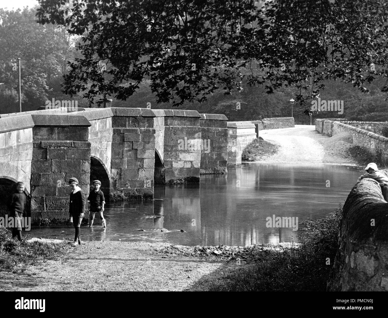 Holme bridge e Ford, Bakewell, agli inizi del novecento Foto Stock
