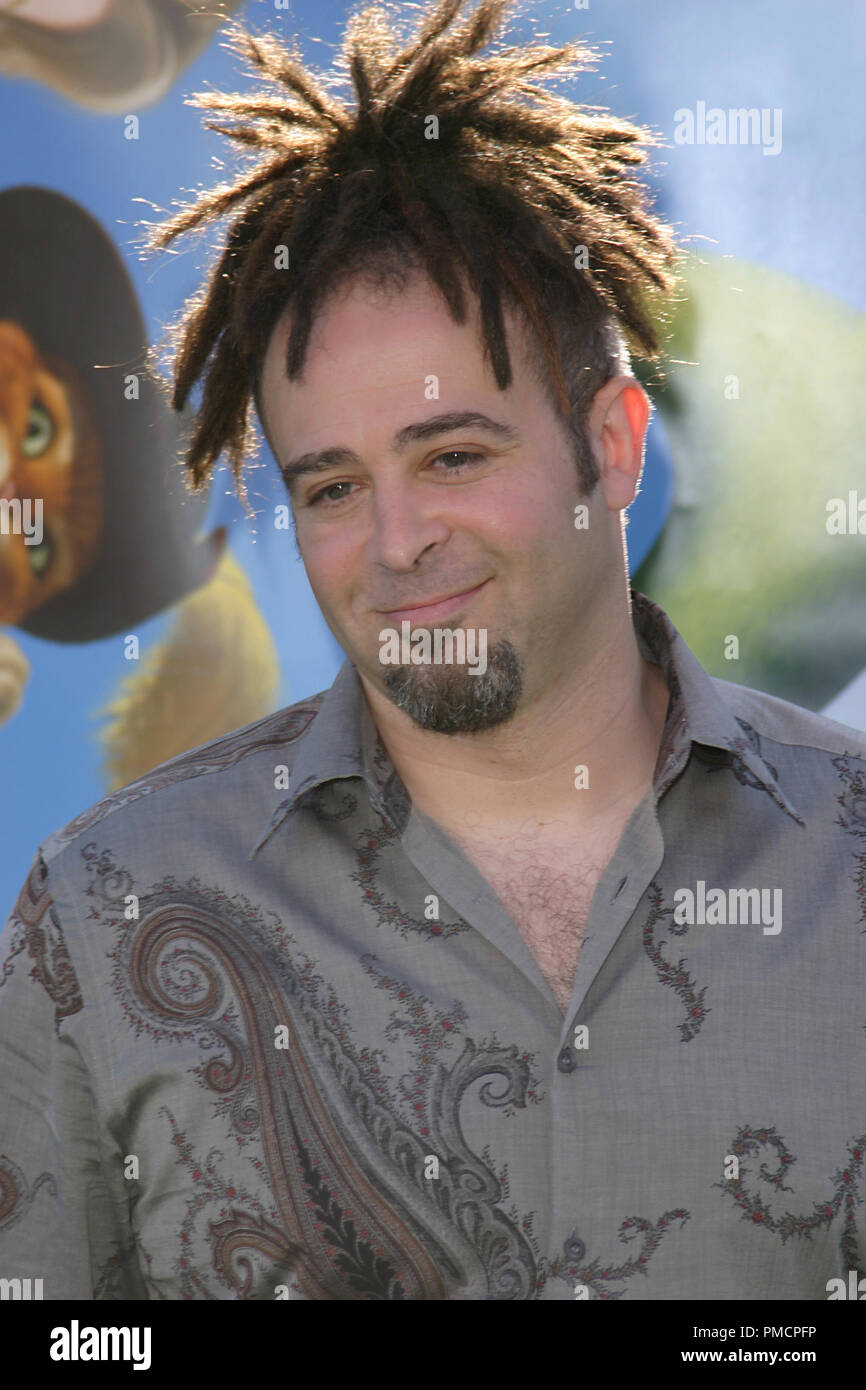 'Shrek 2' Premiere 5/08/2004 Adam Duritz, cantante dei Counting Crows Foto di Giuseppe Martinez - Tutti i diritti riservati Riferimento File # 21809 0010PLX per solo uso editoriale - Foto Stock