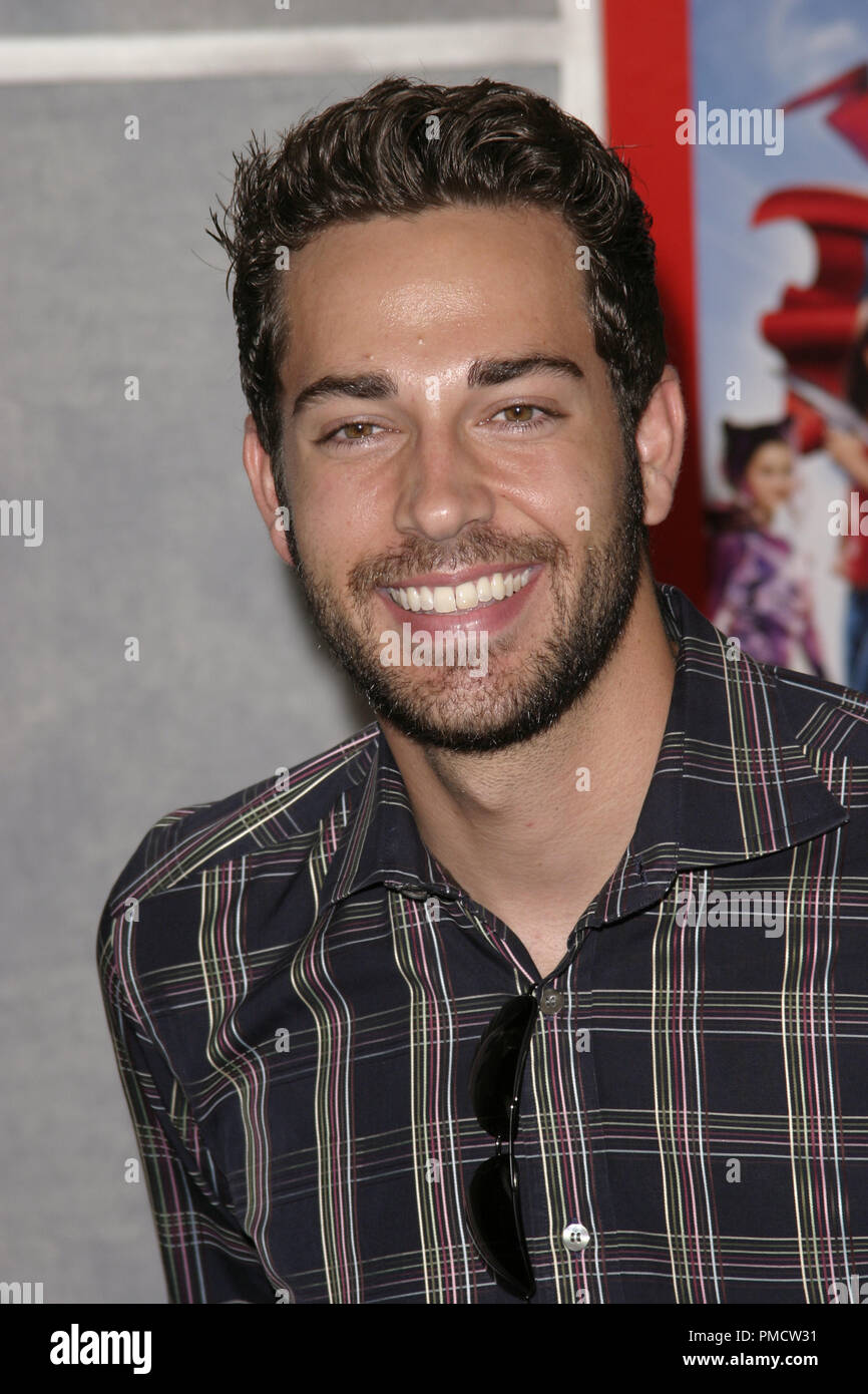 'Sky alta' (Premiere) Zachary Levi 07-24-2005 / El Capitan theater / Hollywood, CA Foto di Giuseppe Martinez - Tutti i diritti riservati Riferimento File # 22428 0045PLX per solo uso editoriale - Foto Stock