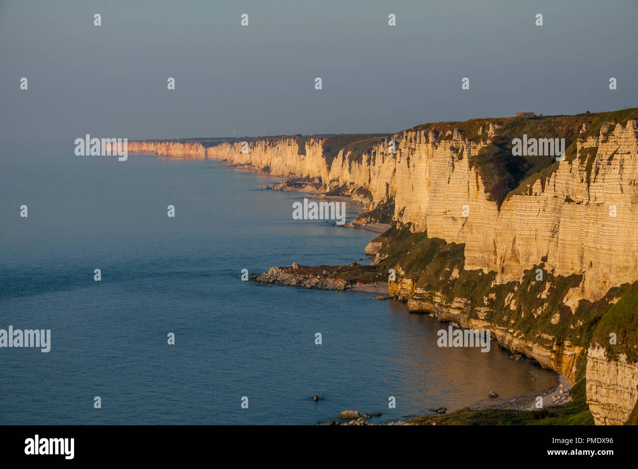 Scogliere in Fecamp, nel Pays de caux, una regione naturale nel nord della Francia (non disponibile per la produzione di cartolina) Foto Stock