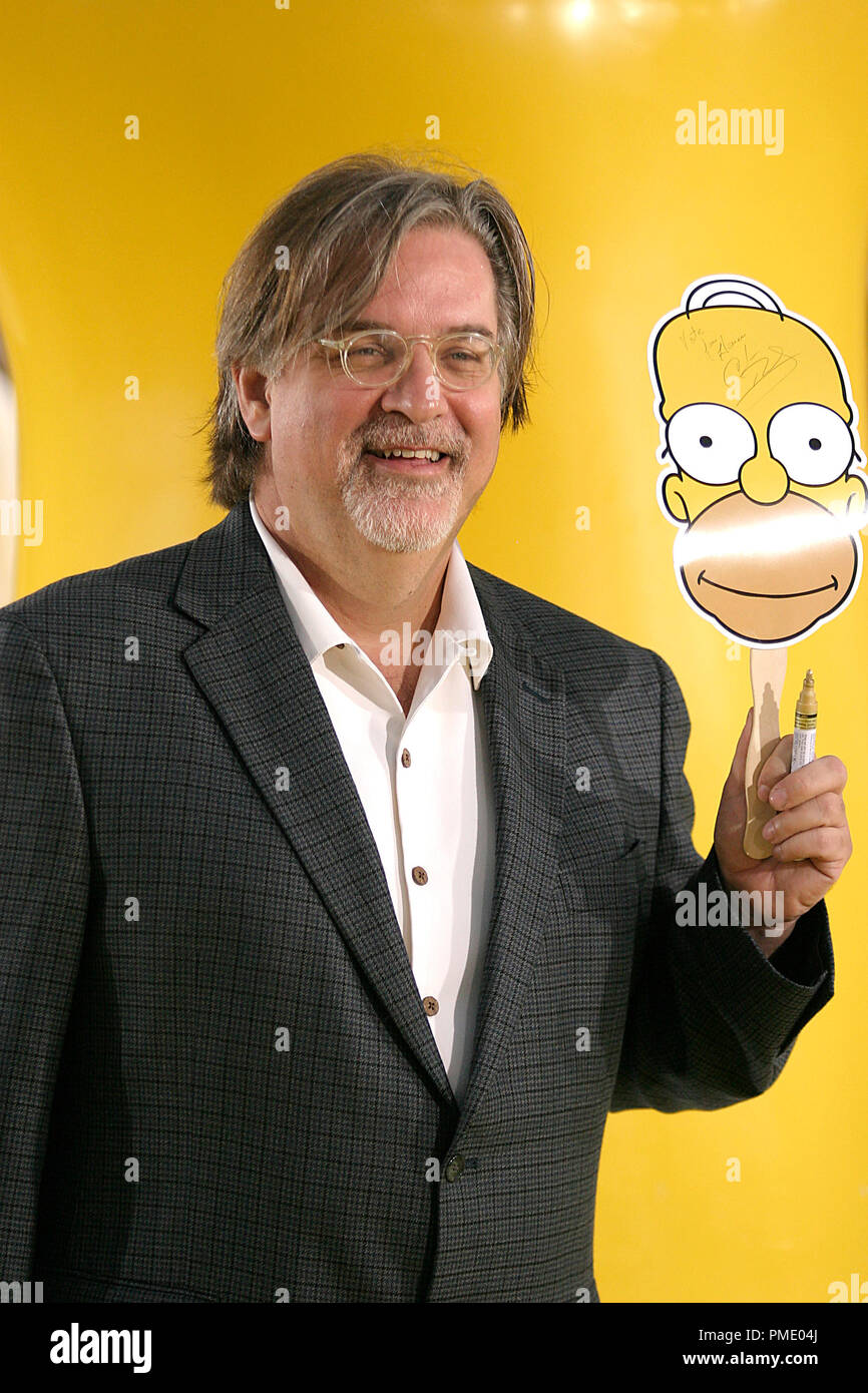 'The Simpsons Movie" (Premiere) Matt Groening 7-24-2007 / Mann Bruin e Mann Village Theatre / Westwood, CA / XX Century Fox / Foto di Giuseppe Martinez Riferimento File # 23133 0092JM per solo uso editoriale - Foto Stock