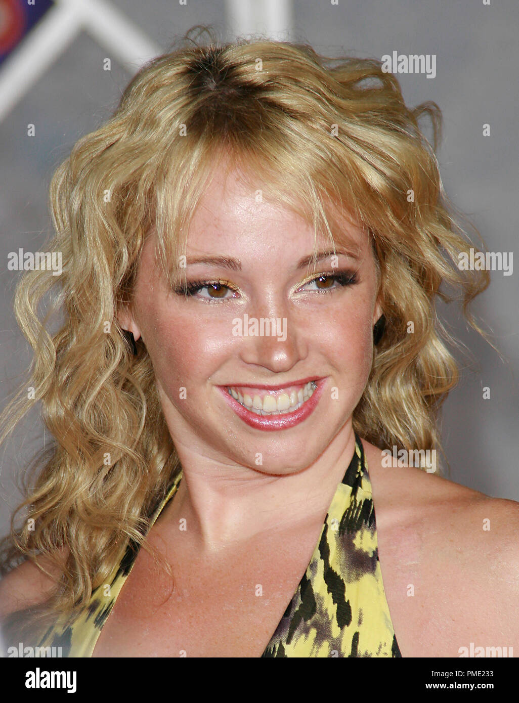 "Hannah Montana & Miley Cyrus: Il meglio di entrambi i mondi" Concert Tour Premiere Jennifer Tisdale 1-17 -2008 / El Capitan theater / Walt Disney Pictures / Hollywood, CA / Foto di Giuseppe Martinez Riferimento File # 23332 0110PLX per solo uso editoriale - Tutti i diritti riservati Foto Stock