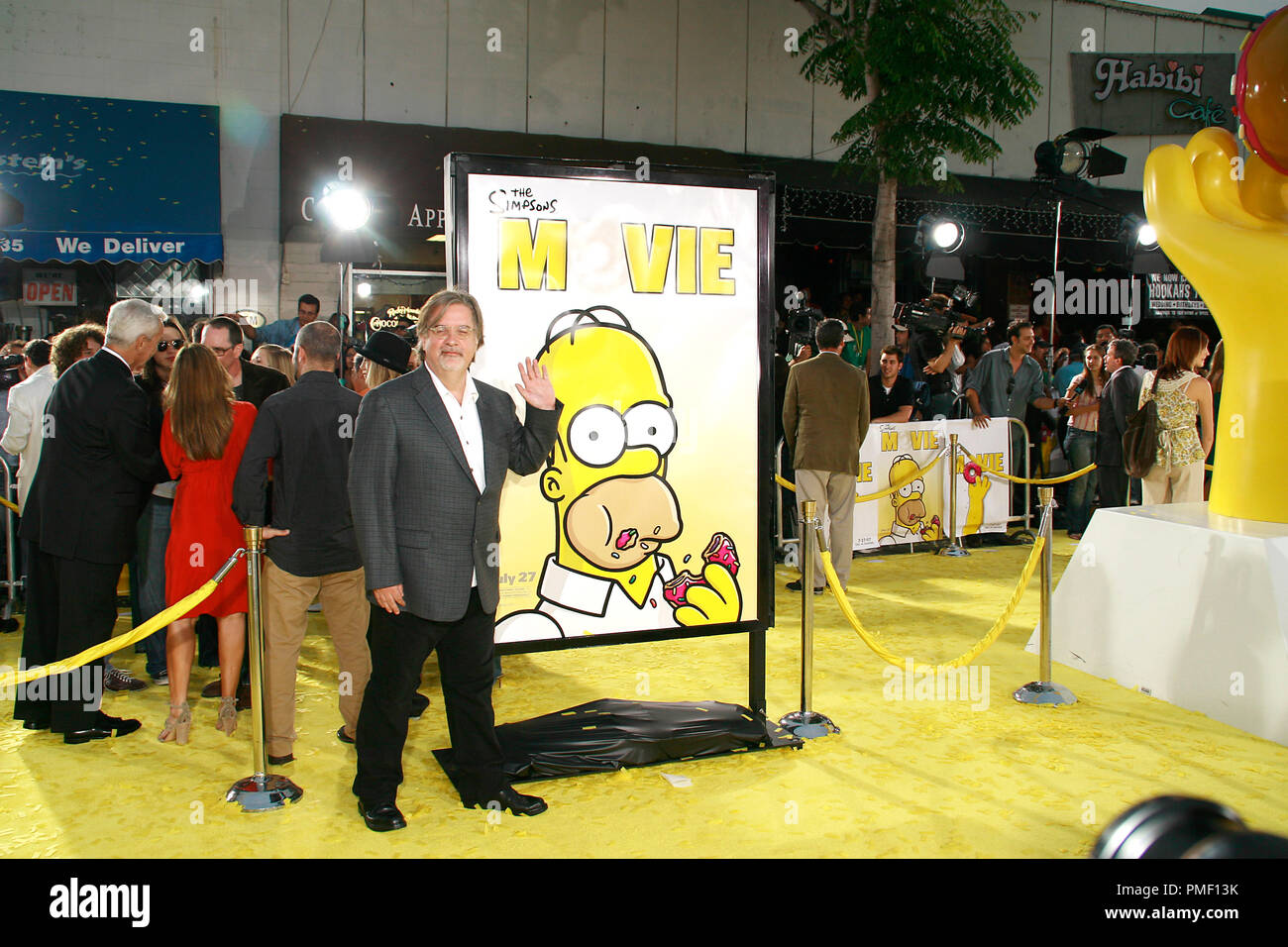 'The Simpsons Movie" (Premiere) Matt Groening 7-24-2007 / Mann Bruin e Mann Village Theatre / Westwood, CA / XX Century Fox / Foto di Giuseppe Martinez Riferimento File # 23133 0045JM per solo uso editoriale - Foto Stock
