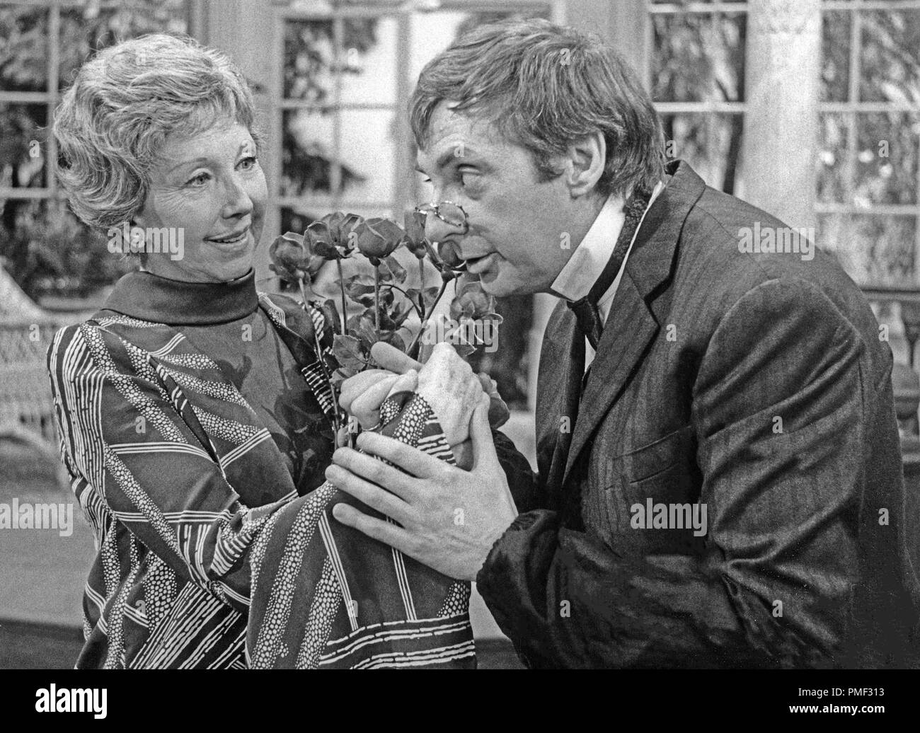 Der Lebemann keusche, Theaterstück, Deutschland 1978, Regie: Alfred Weidenmann, Darsteller: Alice Treff, Harald Juhnke Foto Stock