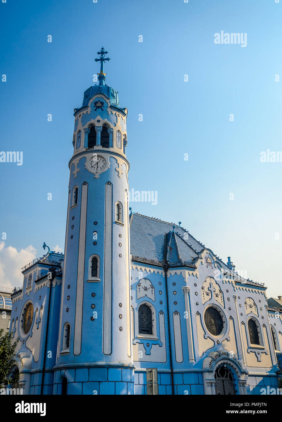 Chiesa di Santa Elisabetta di Bratislava, conosciuta anche come la Chiesa blu Foto Stock