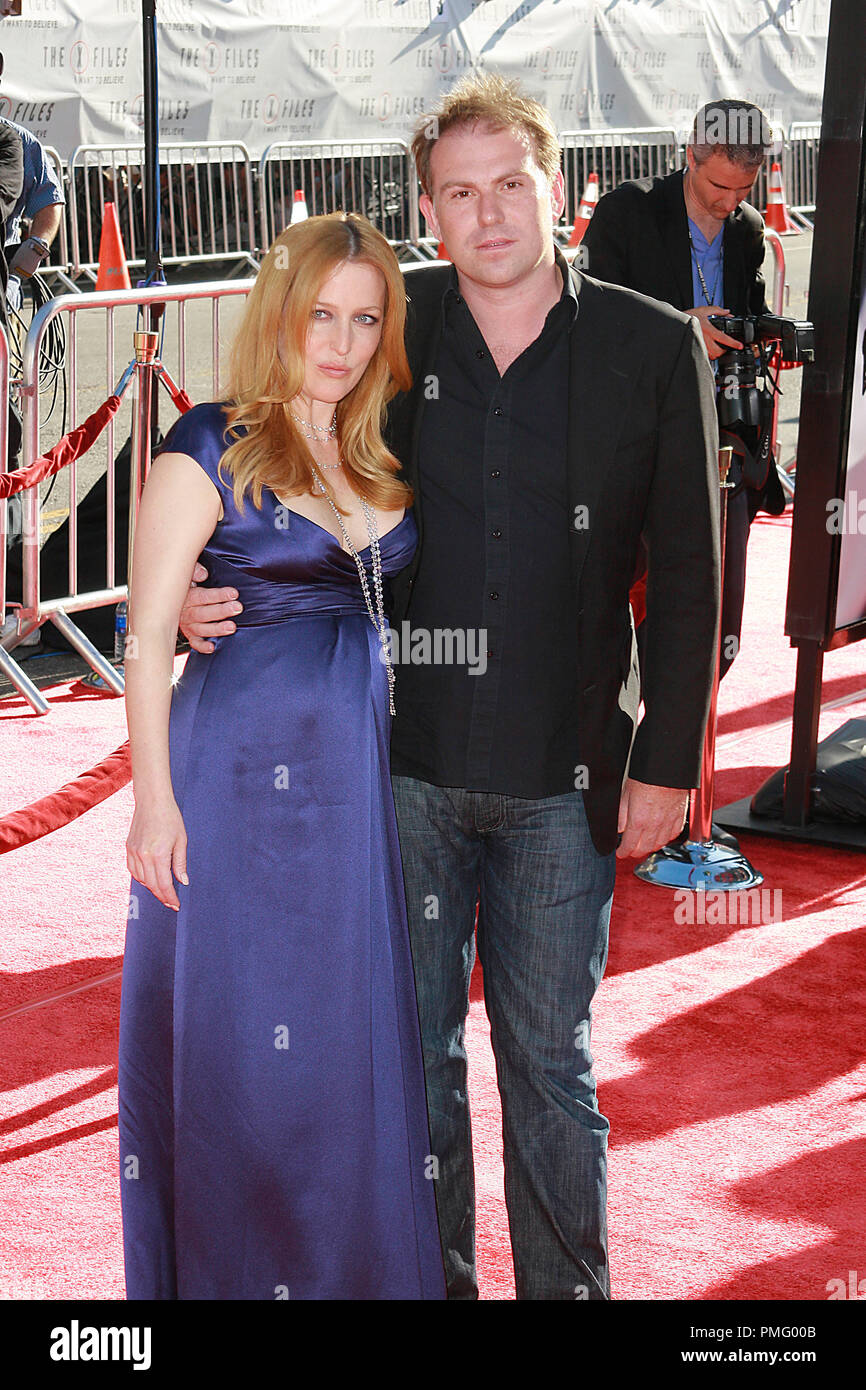 I X-Files: Voglio credere Premiere Gillian Anderson, Mark Griffiths 7-23-2008 / Mann's Grauman Chinese Theatre / Hollywood, CA / XX Century Fox / Foto © Giuseppe Martinez / Picturelux Riferimento File # 23571 0001JM per solo uso editoriale - Tutti i diritti riservati Foto Stock