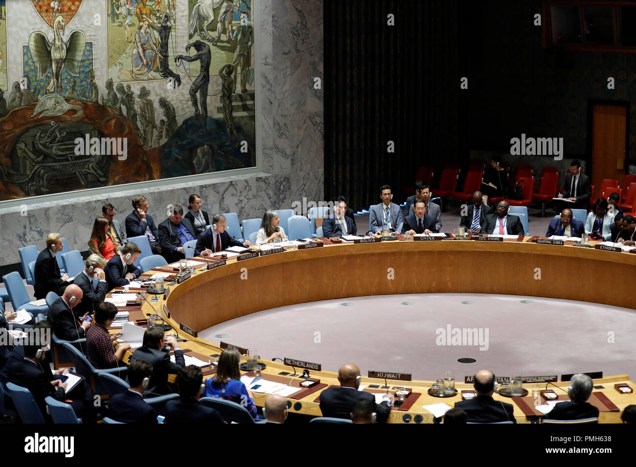 Organizzazione delle Nazioni Unite. Xvii Sep, 2018. Foto scattata il 7 settembre 17, 2018 mostra una vista generale delle Nazioni Unite una riunione del Consiglio di sicurezza sulla situazione in Afghanistan presso la sede delle Nazioni Unite a New York. La parte superiore inviato dell ONU in Afghanistan hanno espresso la loro preoccupazione su lunedì sulle sfide politiche che egli ha detto potrebbe far deragliare le elezioni parlamentari nel paese dilaniato dalla guerra e il mese prossimo. Credito: Li Muzi/Xinhua/Alamy Live News Foto Stock