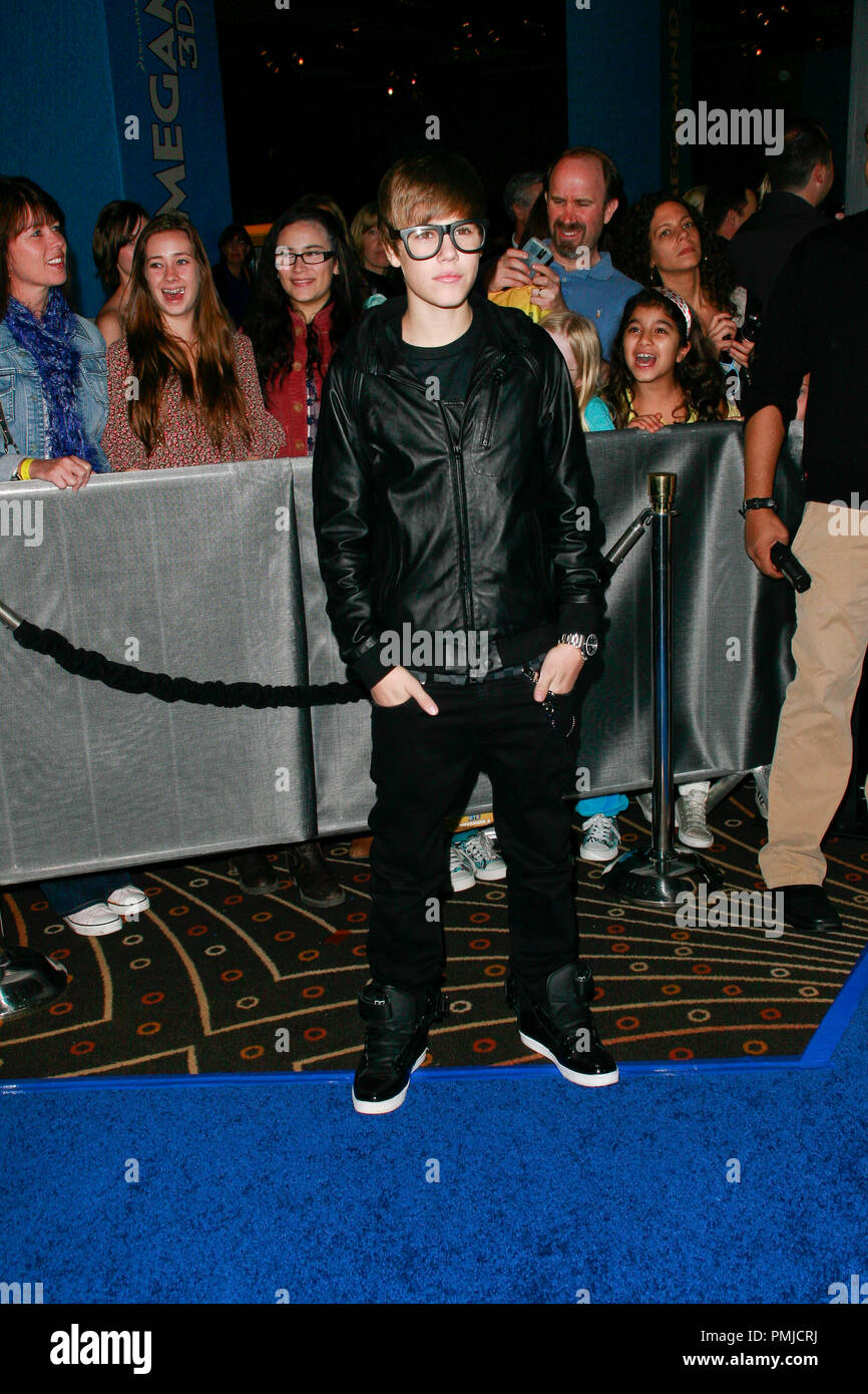 Justin Bieber alla premiere di DreamWorks Animation 'Megamind'. Gli arrivi tenutosi presso il Teatro Cinese di Mann in Hollywood, CA il Sabato, Ottobre 30, 2010. Foto di PictureLux Riferimento File # 30624 020PLX per solo uso editoriale - Tutti i diritti riservati Foto Stock