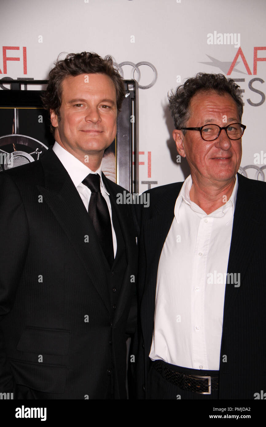 Colin Firth, Geoffrey Rush 11/05/10,'Discorso del Re' premiere, Grauman's Chinese Theater, Hollywood, foto di Izumi Hasegawa/HNW / PictureLux Riferimento File # 30671 022PLX per solo uso editoriale - Tutti i diritti riservati Foto Stock