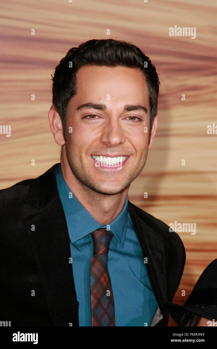 Zachary Levi alla premiere di Disney's "aggrovigliato'. Gli arrivi presso l'El Capitan theater a Hollywood, CA, Novembre 14, 2010. Foto © Giuseppe Martinez/Picturelux - Tutti i diritti riservati. Riferimento al file # 30700 045JM per solo uso editoriale - Foto Stock