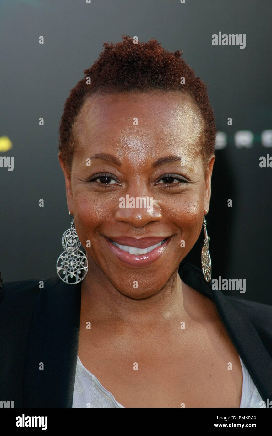 Marianne Jean Baptiste alla premiere di Warner Brothers Pictures' 'Lanterna Verde". Gli arrivi presso Grauman's Chinese Theatre a Hollywood, CA, 15 giugno 2011. Foto di Joe Martinez / PictureLux Foto Stock