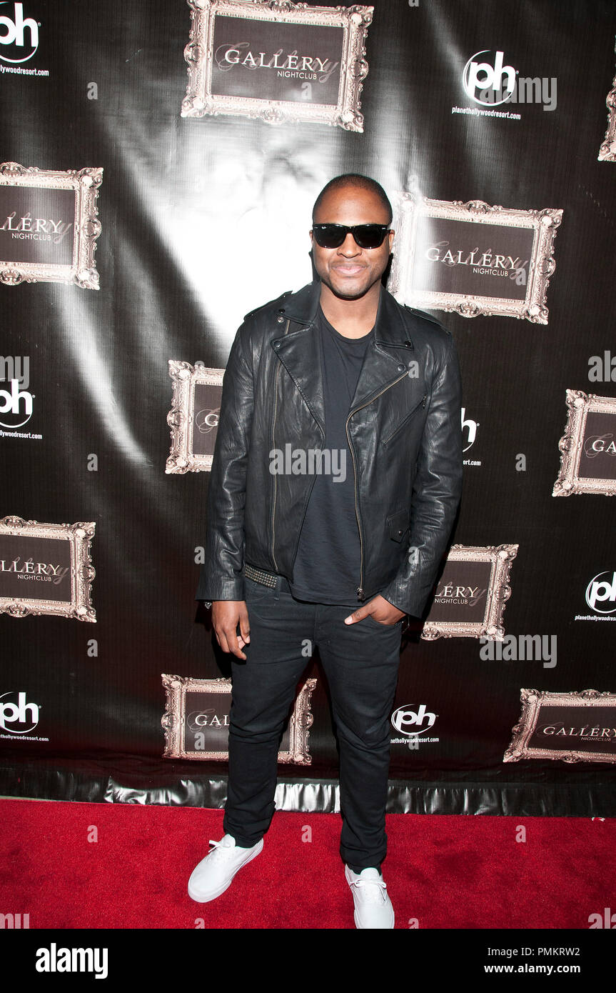Il cantante Taio Cruz passeggiate il tappeto rosso al Gallery Nightlclub al Planet Hollywood, Las Vegas NV. Giugno 25, 2011. © 2011 Lisa Wright / PictureLux Foto Stock