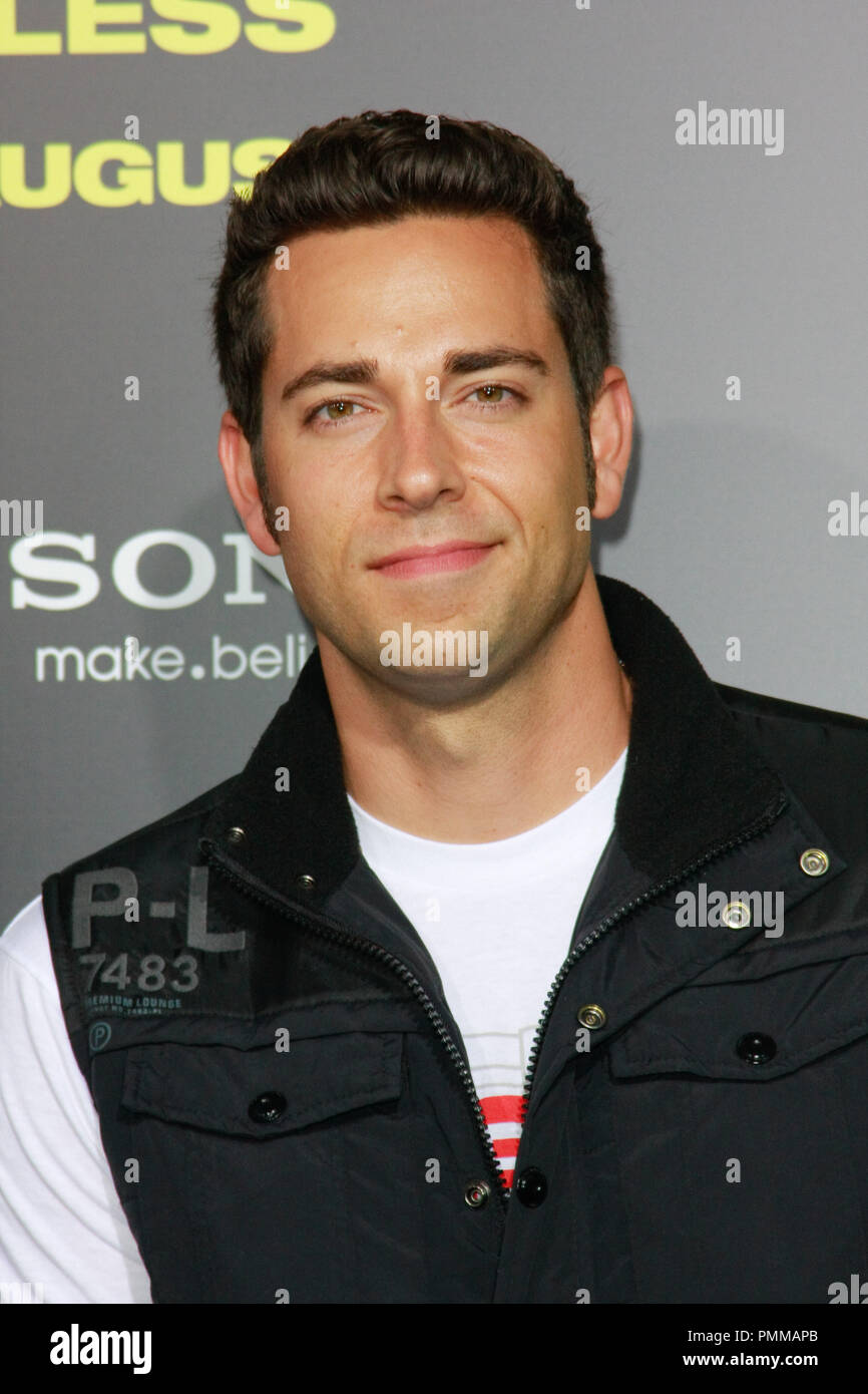 Zachary Levi alla premiere di Columbia Pictures' '30 minuti o meno". Gli arrivi presso Grauman's Chinese Theatre a Hollywood, CA, 8 agosto 2011. Foto di Joe Martinez / PictureLux Foto Stock