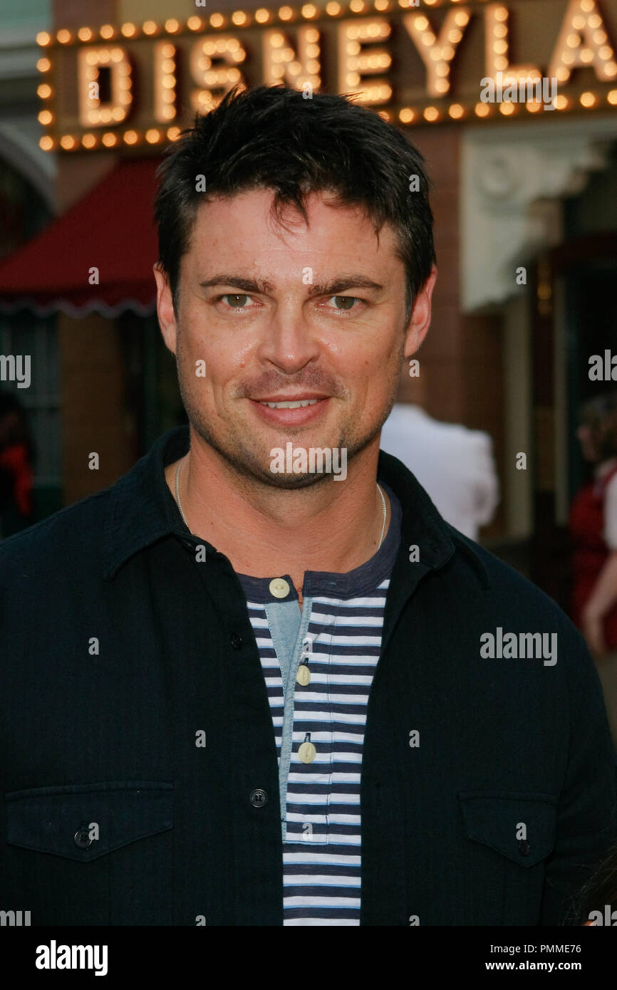 Karl Urban presso la Premiere mondiale di Walt Disney Pictures' 'Pirati dei Caraibi: il forestiero maree'. Gli arrivi presso il Disneyland di Anaheim, CA, 7 maggio 2011. Foto di Joe Martinez / PictureLux Foto Stock