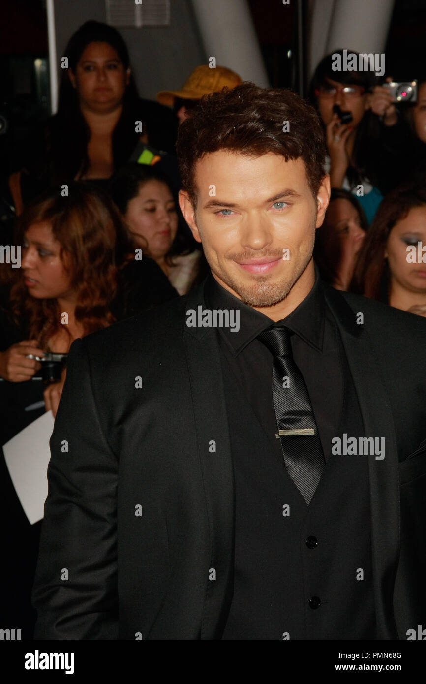 Kellan Lutz alla Premiere mondiale di Summit Entertainment " The Twilight Saga: Rottura dell'Alba - Parte 1". Gli arrivi presso Nokia Theater in L.A. Vive a Los Angeles, CA, 14 novembre 2011. Foto di Joe Martinez / PictureLux Foto Stock