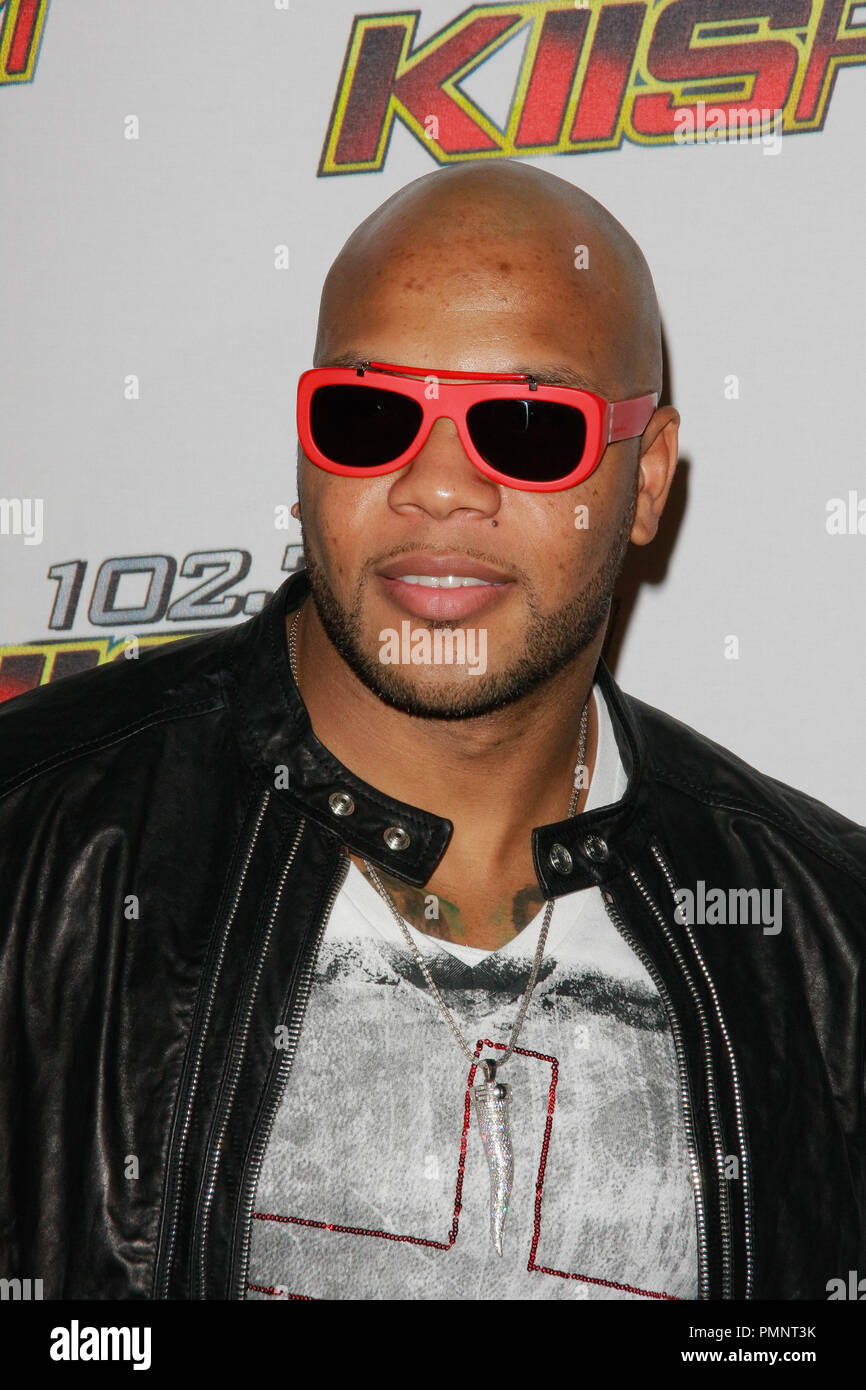 Flo rida a Kiis FM Jingle della sfera 2011. Gli arrivi presso Nokia Theater L.A. Vive a Los Angeles, CA, 3 dicembre 2011. Foto di Joe Martinez / PictureLux Foto Stock