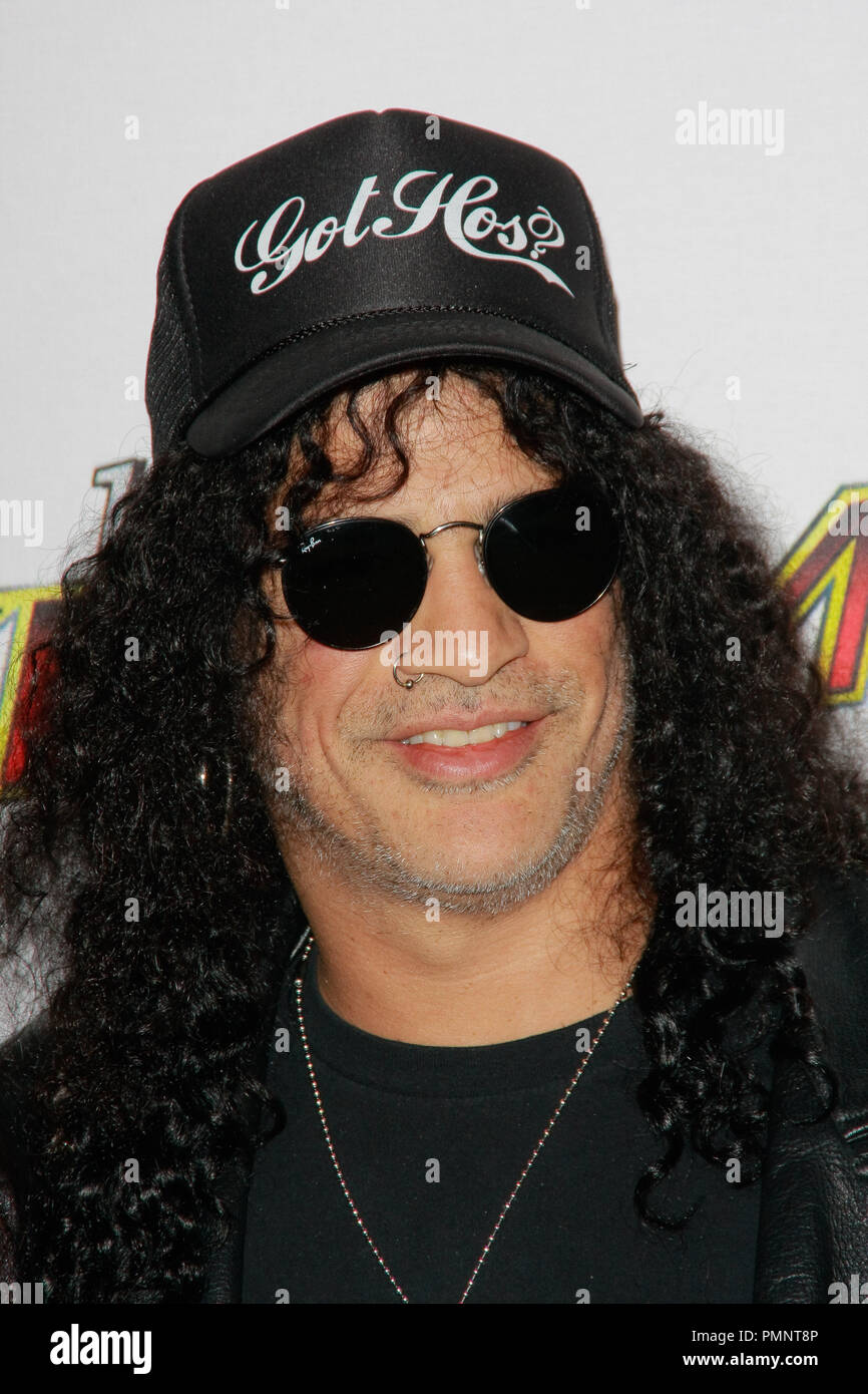 Slash al Kiis FM Jingle della sfera 2011. Gli arrivi presso Nokia Theater L.A. Vive a Los Angeles, CA, 3 dicembre 2011. Foto di Joe Martinez / PictureLux Foto Stock