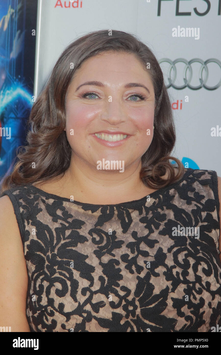 Jo Frost 11/04/2012 "l'aumento dei custodi' di screening di Gala red carpet arrivo presso il Grauman's Chinese Theatre a Hollywood, CA Foto di Kazuki Hirata / HNW / PictureLux Riferimento File # 31689 012HNW per solo uso editoriale - Tutti i diritti riservati Foto Stock