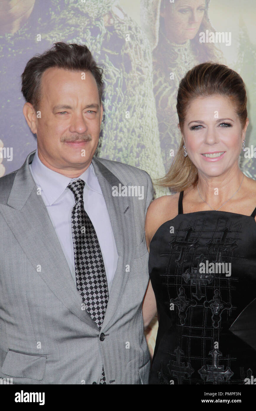 Rita Wilson, Tom Hanks 10/24/2012 'Cloud Atlas' Premiere detenute a Grauman's Chinese Theatre a Hollywood, CA Foto di Izumi Hasegawa / HNW / PictureLux Foto Stock