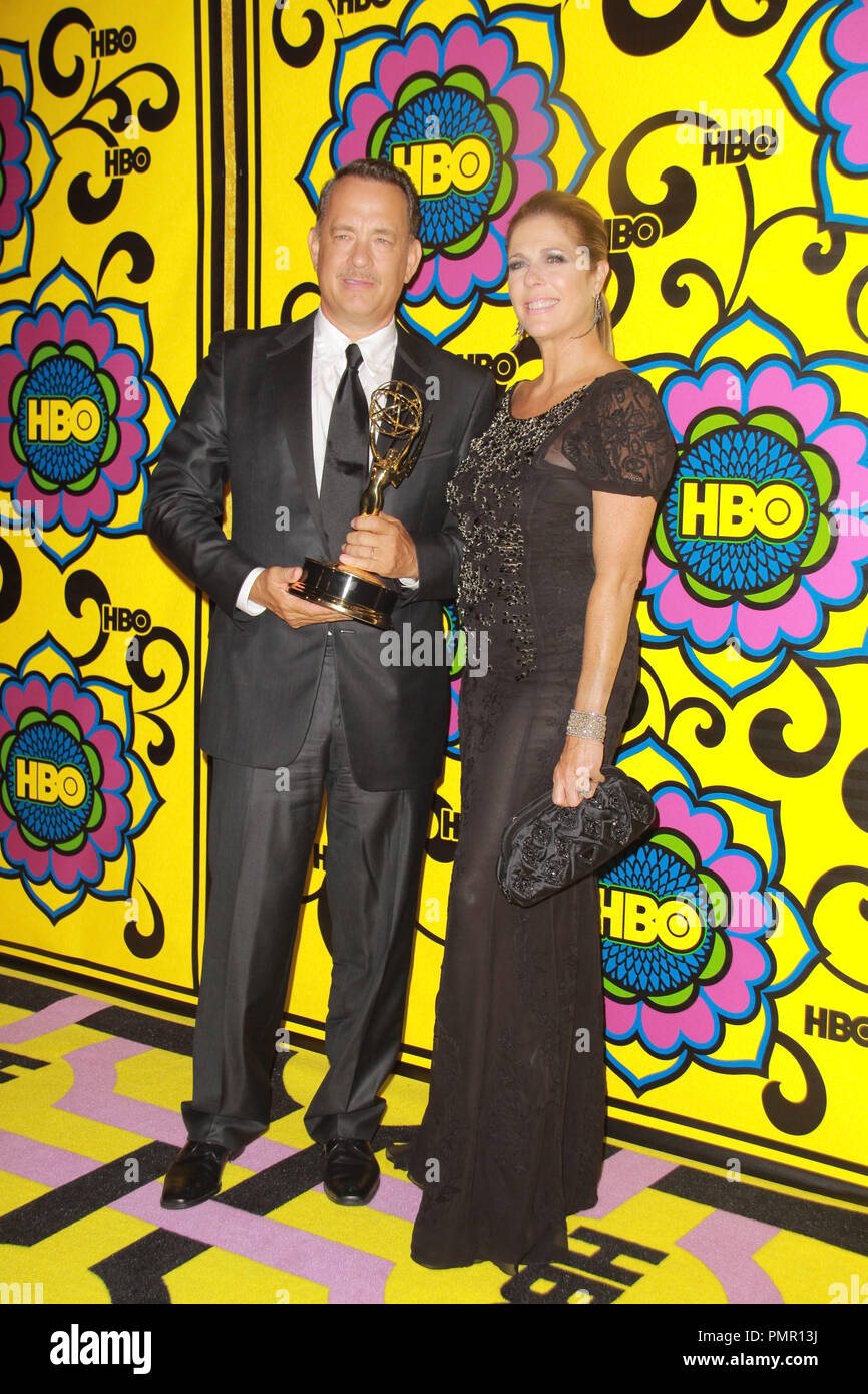 Tom Hanks, Rita Wilson 23/09/2012 La 64a annuale di Primetime Emmy Awards HBO dopo essere partito svoltasi al Pacific Design Center in West Hollywood, CA Foto di Izumi Hasegawa / HNW / PictureLux Foto Stock