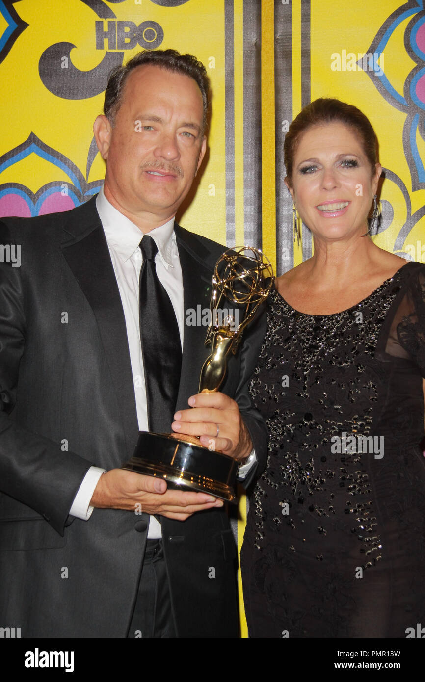Tom Hanks, Rita Wilson 23/09/2012 La 64a annuale di Primetime Emmy Awards HBO dopo essere partito svoltasi al Pacific Design Center in West Hollywood, CA Foto di Izumi Hasegawa / HNW / PictureLux Foto Stock