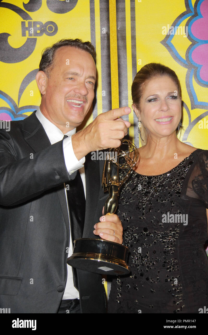 Tom Hanks, Rita Wilson 23/09/2012 La 64a annuale di Primetime Emmy Awards HBO dopo essere partito svoltasi al Pacific Design Center in West Hollywood, CA Foto di Izumi Hasegawa / HNW / PictureLux Foto Stock