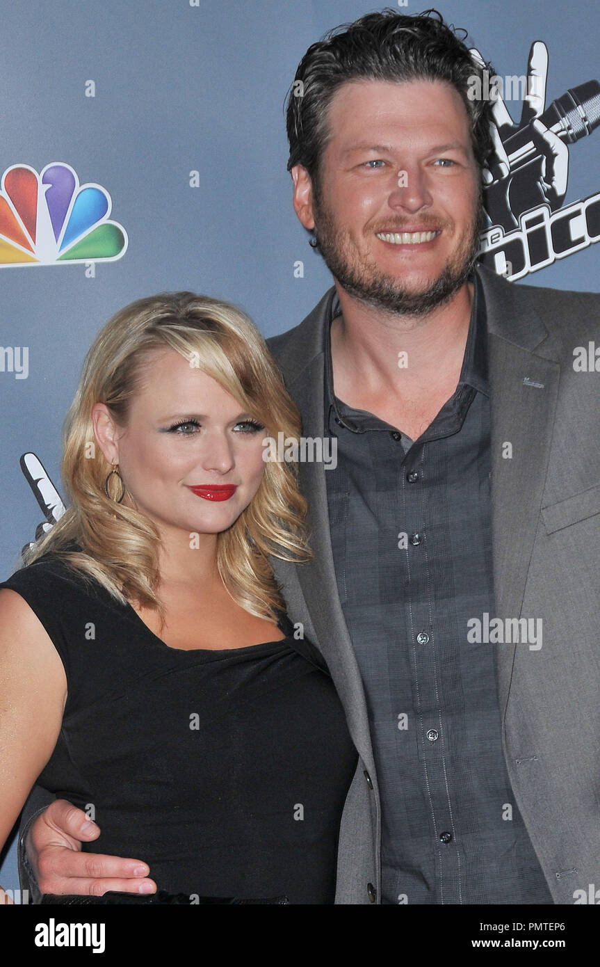 Miranda Lambert & Blake Shelton a 'Voce' Stagione 4 Premiere tenutasi presso la leva TCL Teatro Cinese a Hollywood, CA. La manifestazione ha avuto luogo il mercoledì 20 marzo, 2013. Foto di PRPP / PictureLux Riferimento File # 31896 028PRPP01 per solo uso editoriale - Tutti i diritti riservati Foto Stock