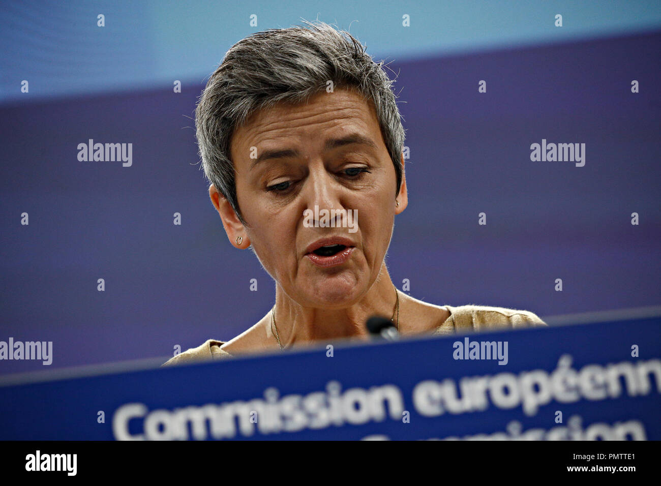 Bruxelles, Belgio. Xix sett. 2018. Il Commissario europeo alla concorrenza Margrethe Vestager tiene una conferenza stampa in Lussemburgo McDonald's caso di aiuto di Stato. Alexandros Michailidis/Alamy Live News Foto Stock