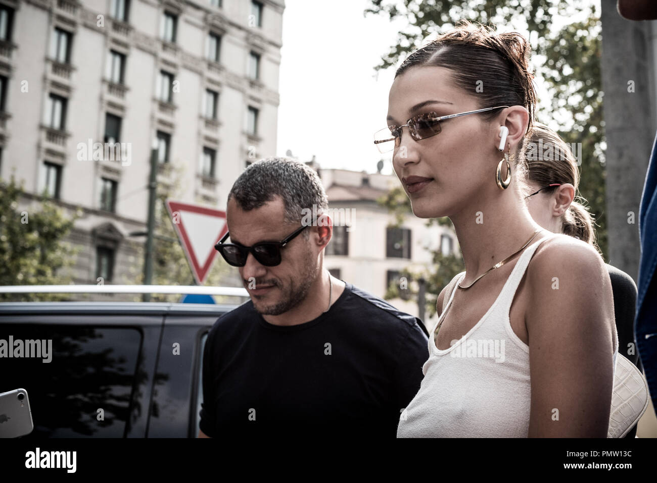 Milano, Italia. Xix Sep, 2018. Gigi e Bella Hadid arriva a Alberta Ferretti  fashion show per la settimana della moda di Milano, Italia. Credito: Marco  Aprile/Alamy Live Credito: Marco Aprile/Alamy Live News